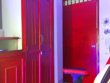MIAA, live webcam girl, age 19, from CO, streaming now, new, teen
