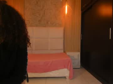 Tinny_#1, live webcam girl, age 23, from CO, streaming now, feet, blonde