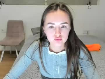 miamoll, live webcam girl, age 24, streaming now, c2c, pvt