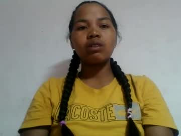 miarii, live webcam girl, from MG, streaming now