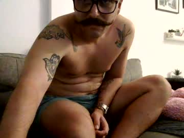 Mich_Robinson, live webcam girl, age 33, from ES, streaming now