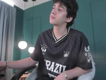 Mike, live webcam girl, age 18, from CO, streaming now, new, cum
