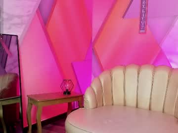 Mila_Blonde, live webcam girl, age 21, from CO, streaming now, blonde, squirt
