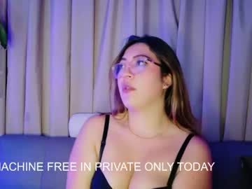 mila_white1, live webcam girl, from CO, latina, fuckmachine