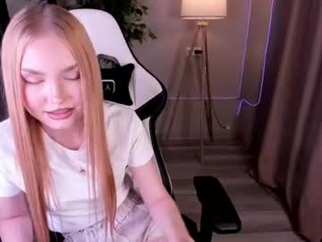Milisa, live webcam girl, age 18, streaming now, blonde, germany