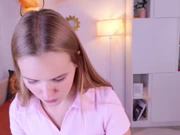 Milly, live webcam girl, age 18, streaming now, blonde, shy