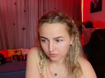 Mira, live webcam girl, age 32, streaming now, dirtytalk, kinky