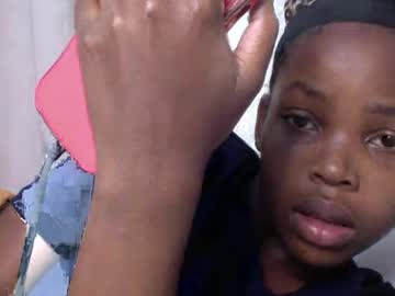 misty_shee, live webcam girl, age 27, from KE, streaming now, ebony, bigboobs