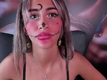 Taylor, live webcam girl, age 20, from CO, streaming now, atm, saliva