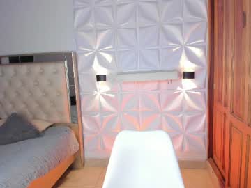 emilyn🌺, live webcam girl, age 22, from CO, streaming now, transgirl, bigcock