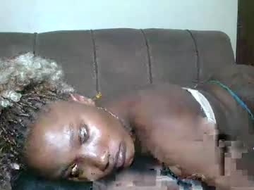 pretty gal, live webcam girl, age 23, from KE, streaming now, ebony, young