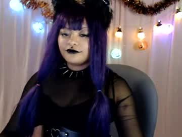 Mistress Kiki, live webcam girl, age 23, from US, streaming now, sph, smalltits
