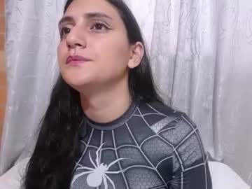 Luisa, live webcam girl, age 25, from CO, streaming now, anal, skinny