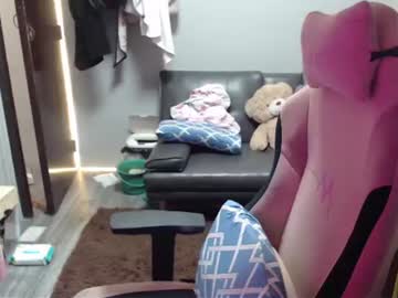 ELYSE A SIMPLE GIRL, live webcam girl, age 31, from PH, streaming now, asian, bigcock