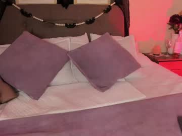 🖤 MOON 🖤, live webcam girl, age 33, from CO, streaming now, bigass, squirt