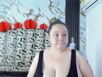 Hey Guys ❤ Im Mollie, live webcam girl, age 33, from CO, streaming now, bigboobs, latina