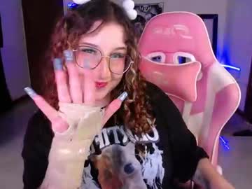 Manuela<3, live webcam girl, age 24, from CO, streaming now, femdom, mistress