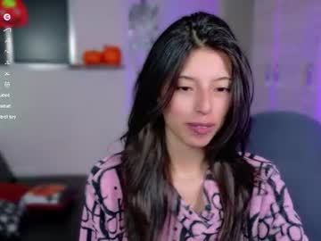 Nana / Natalia, live webcam girl, age 23, from CO, streaming now, halloween, latina