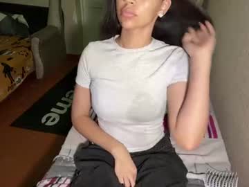 Lisa, live webcam girl, age 18, streaming now, new, bigboobs