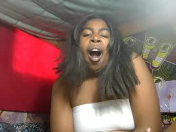 Nashiraah, live webcam girl, age 19, from MG, streaming now, tease, latina