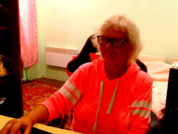 natali, live webcam girl, age 70, from UA, streaming now, anal, squirt
