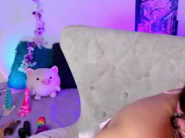Natalia Henao  🖤, live webcam girl, age 20, streaming now, anal, asian