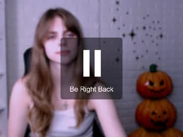 Naya, live webcam girl, age 20, streaming now, 18, blonde