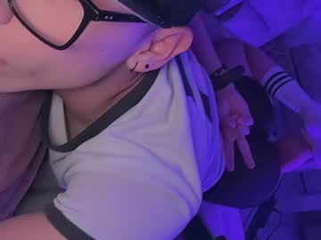 nico 🐰, live webcam girl, age 19, from CO, streaming now, twink, 18