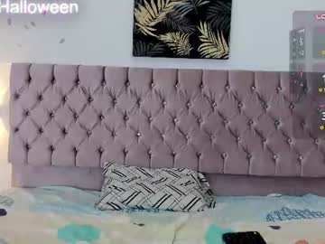 NICOLE STEVENS, live webcam girl, age 22, from CO, streaming now, slave, bdsm