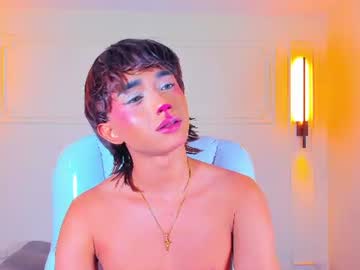 noa_03, live webcam girl, age 19, from CO, streaming now, braces, 18