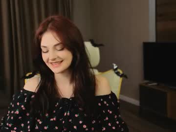 Olivia, live webcam girl, age 18, streaming now, new, 18