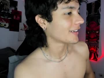 Oliver, live webcam girl, age 21, from CO, streaming now, new, findom