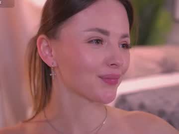 Olivia🦭, live webcam girl, age 19, streaming now, 18, skinny