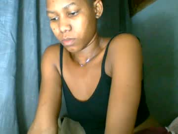 Oliance98, live webcam girl, age 22, from MG, streaming now