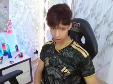 Oliver, live webcam girl, age 19, streaming now, 19, cum