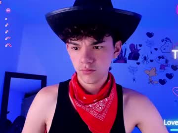 tanner, live webcam girl, age 20, from CO, streaming now, lovense, ass