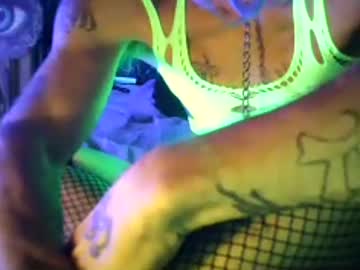 DEmon Bliss, live webcam girl, age 44, streaming now, smoke, slut