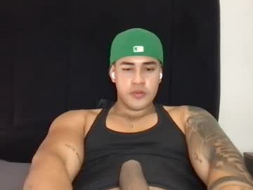 pablo_boston, live webcam girl, age 21, from CO, streaming now, feet, slave