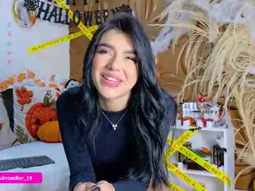 Paulina, live webcam girl, age 19, from CO, streaming now, latina, anal