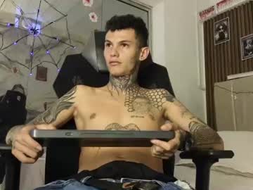 Paulo, live webcam girl, age 25, from CO, streaming now, humiliation, smoke