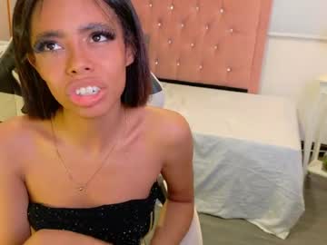 Penelope 🍑, live webcam girl, from CO, streaming now, ebony, blowjob