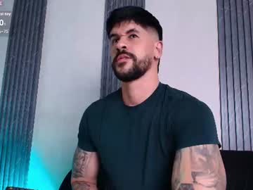 PETES EVANS, live webcam girl, from CO, streaming now, lovense, muscle