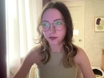 AJ (Anne-Juliette), live webcam girl, age 18, streaming now, 18, new