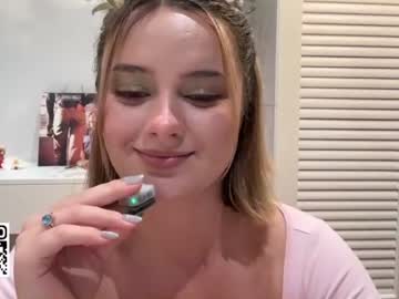 ELLIS, live webcam girl, streaming now, blonde, bigboobs