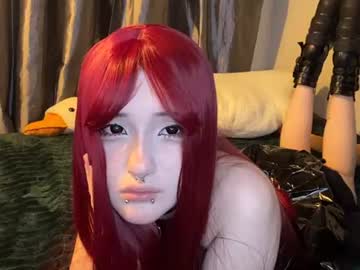 Milla, live webcam girl, age 18, streaming now, bdsm, skinny
