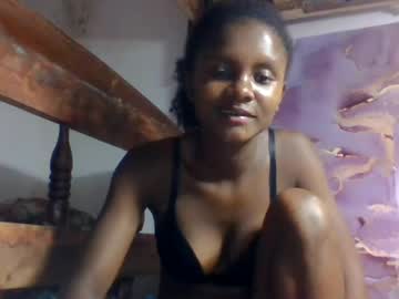 Rasoaelizia, live webcam girl, age 24, from MG, streaming now, latina, bigboobs