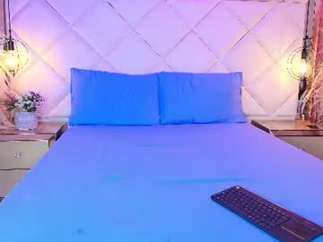 Rayli❤️‍🔥, live webcam girl, age 22, from VE, streaming now, milk, curly