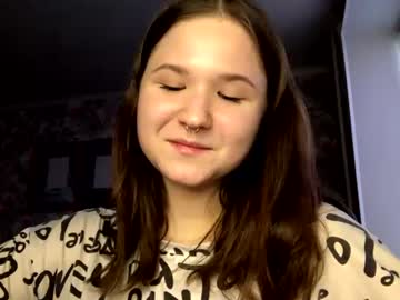 Emily, live webcam girl, age 18, new, teen