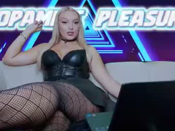 rinagoonphoria, live webcam girl, age 26, streaming now, femdom, findom