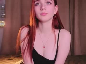 Mari, live webcam girl, age 19, streaming now, teen, bigass